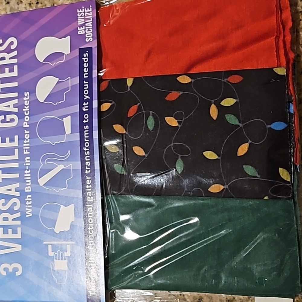 New versatile gaiters